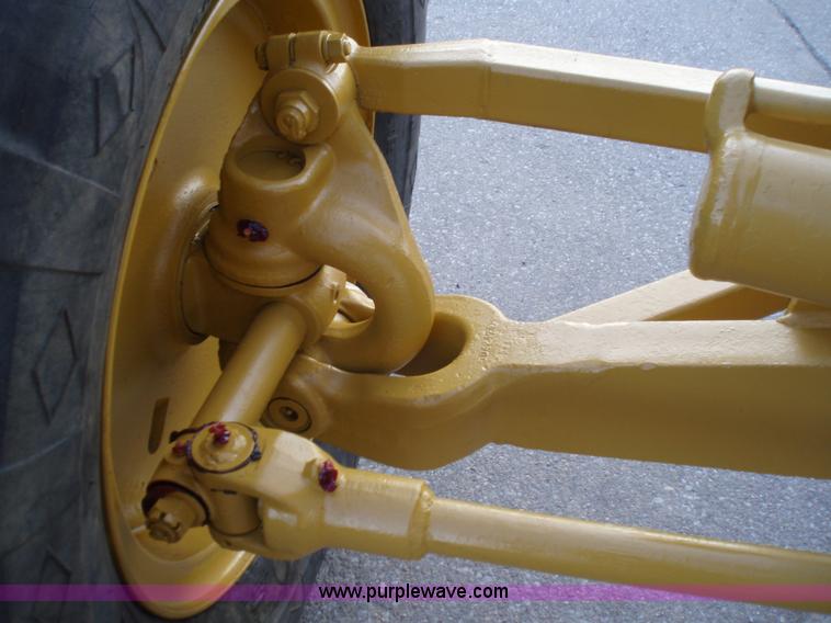 image for item 1752 1969 Caterpillar 14E motor grader