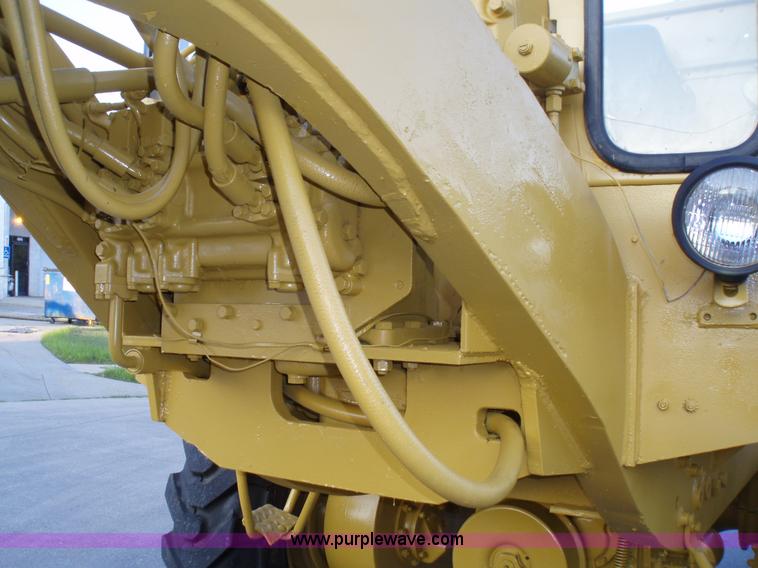 image for item 1752 1969 Caterpillar 14E motor grader