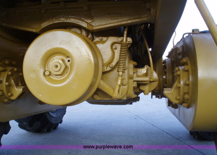 image for item 1752 1969 Caterpillar 14E motor grader