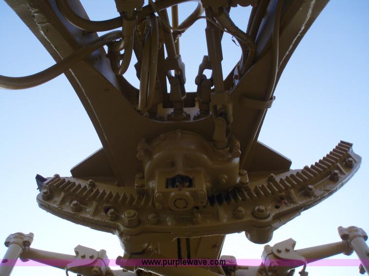 image for item 1752 1969 Caterpillar 14E motor grader