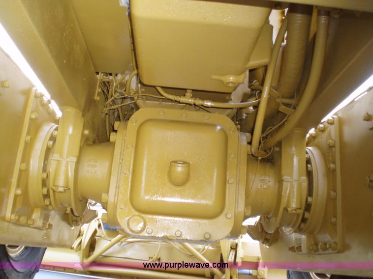image for item 1752 1969 Caterpillar 14E motor grader