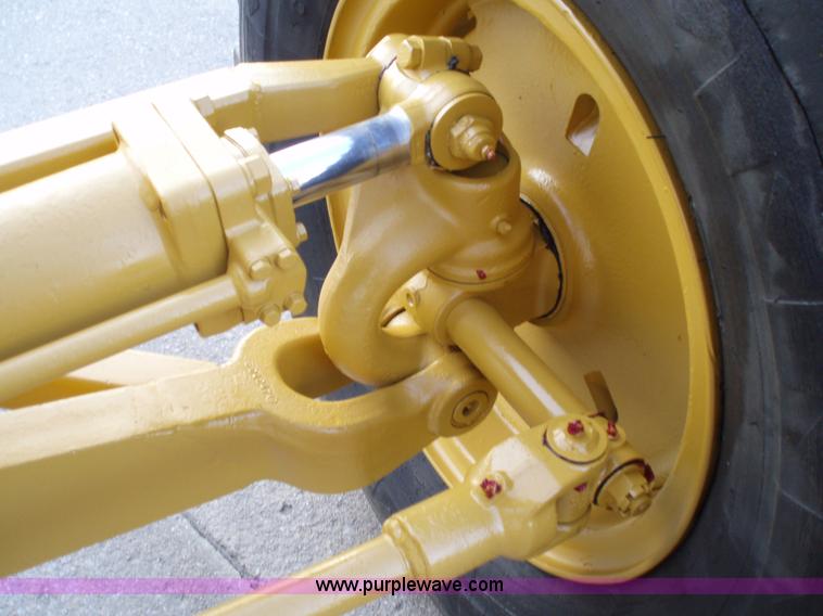 image for item 1752 1969 Caterpillar 14E motor grader