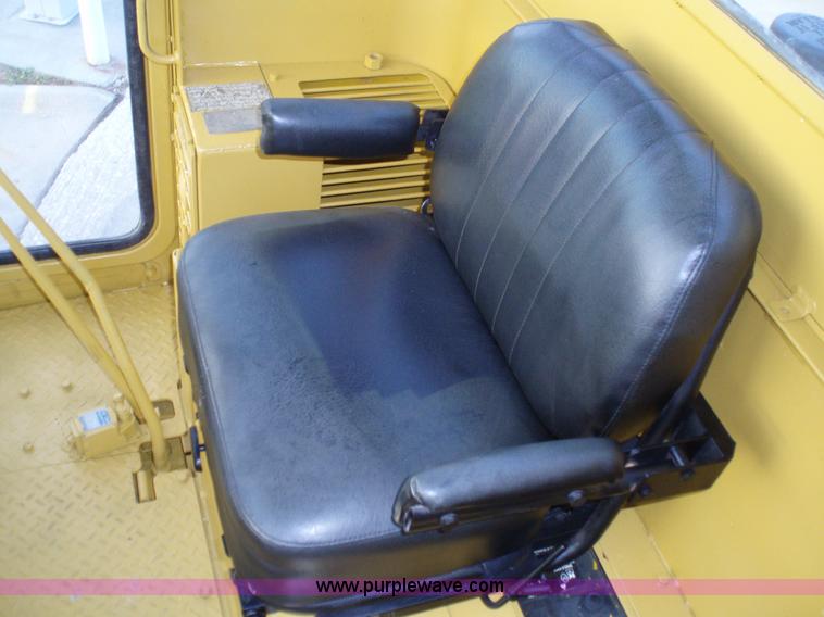 image for item 1752 1969 Caterpillar 14E motor grader