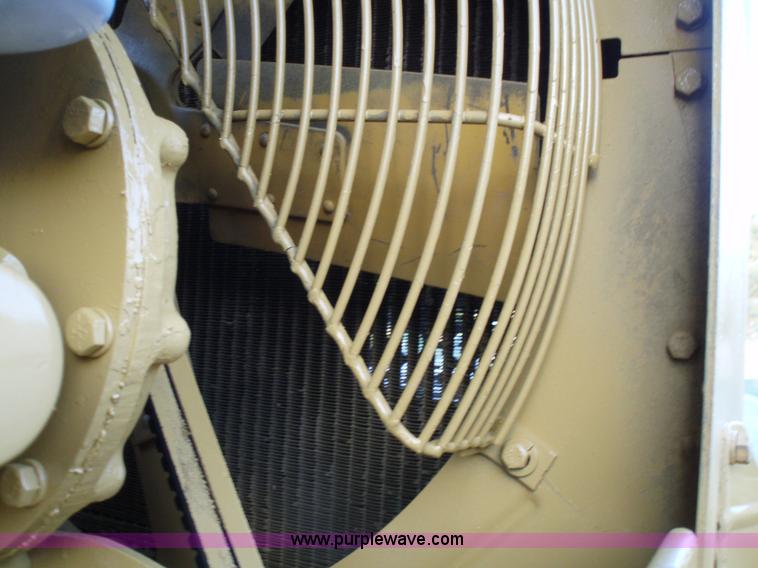 image for item 1752 1969 Caterpillar 14E motor grader