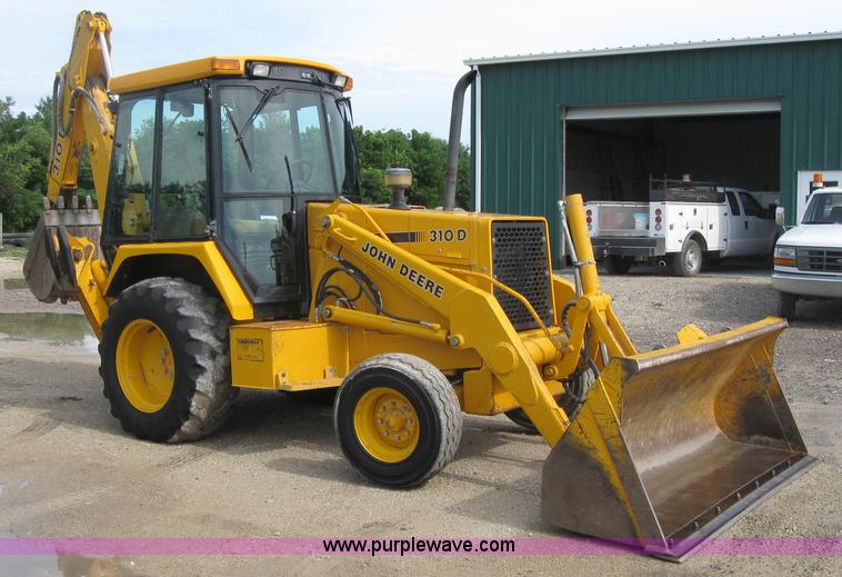 image for item 2045 1992 John Deere 310D back hoe