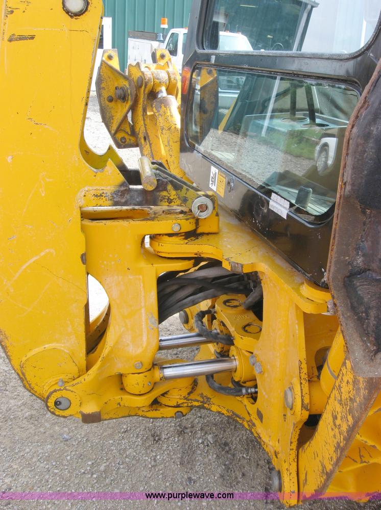 image for item 2045 1992 John Deere 310D back hoe