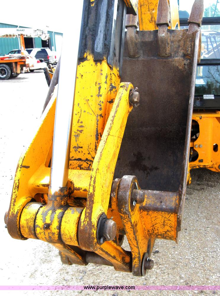 image for item 2045 1992 John Deere 310D back hoe