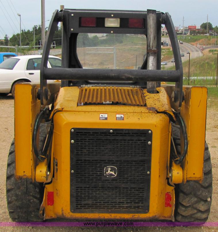 image for item 2311 2005 John Deere 320 skid steer