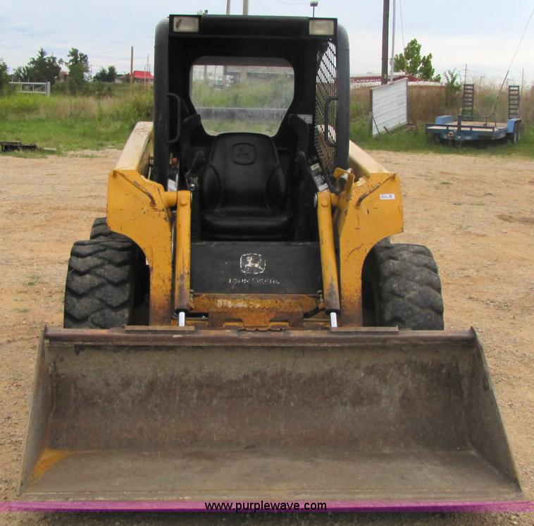 image for item 2311 2005 John Deere 320 skid steer