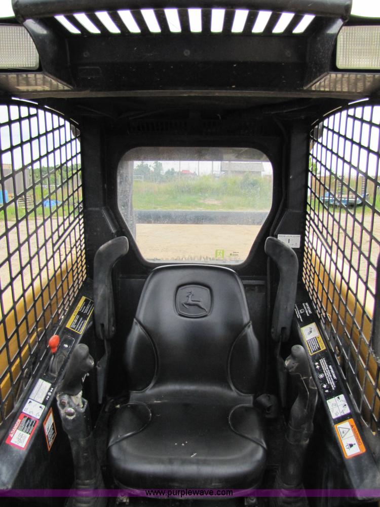 image for item 2311 2005 John Deere 320 skid steer