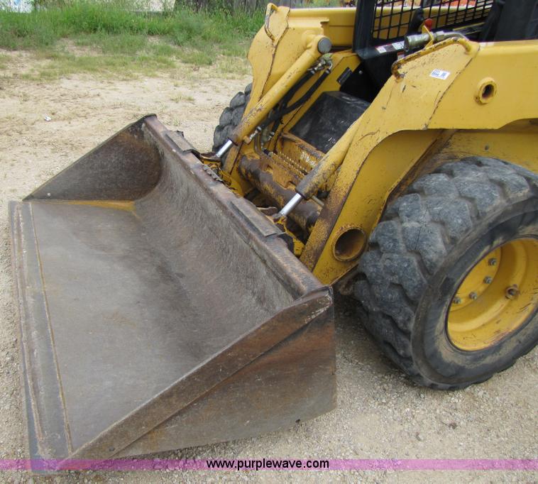image for item 2311 2005 John Deere 320 skid steer