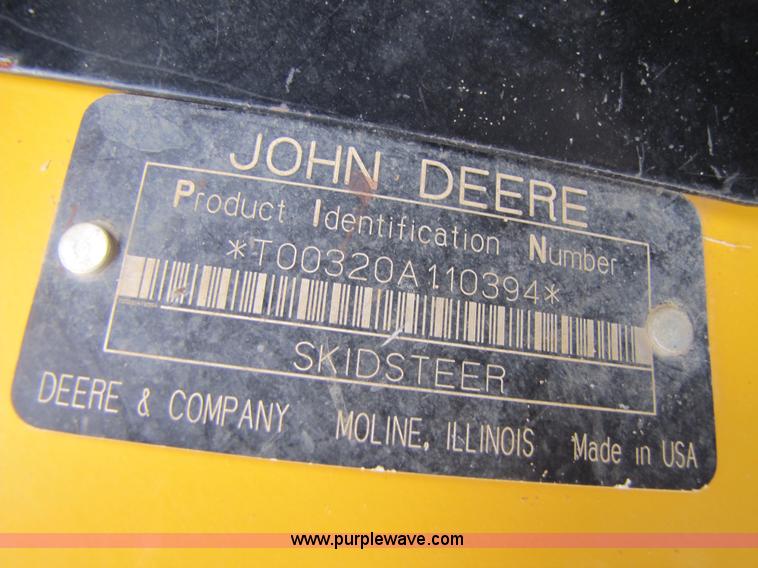 image for item 2311 2005 John Deere 320 skid steer