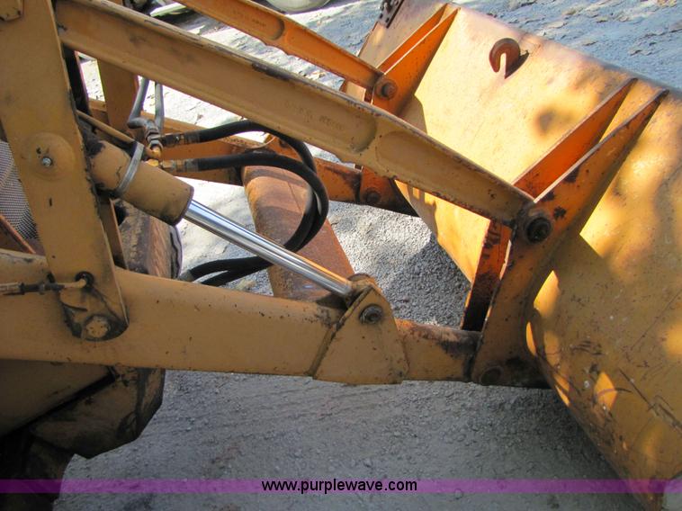 image for item 3034 Case 580E loader backhoe