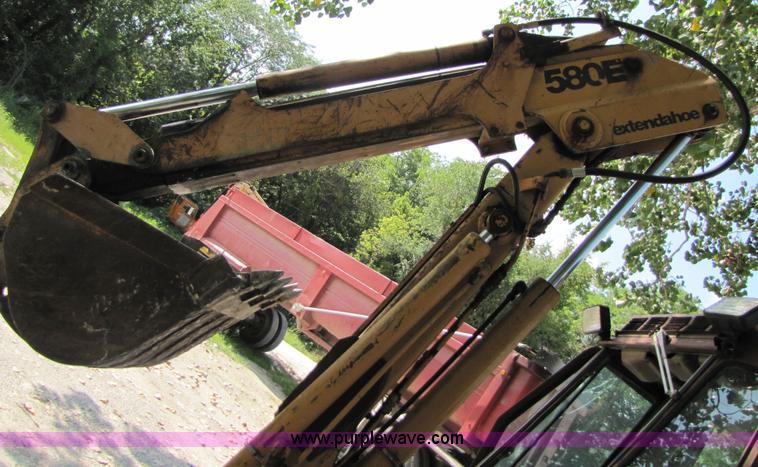 image for item 3034 Case 580E loader backhoe