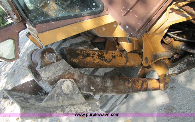 image for item 3034 Case 580E loader backhoe