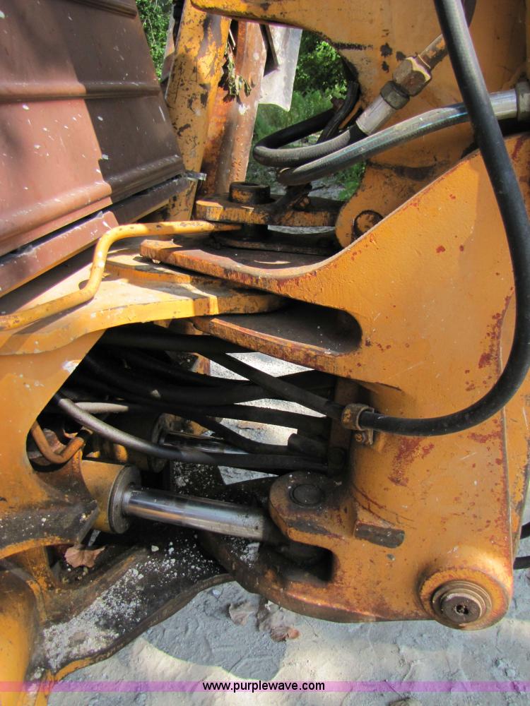 image for item 3034 Case 580E loader backhoe