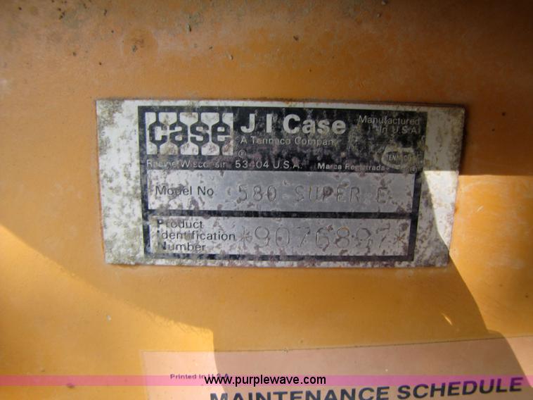 image for item 3034 Case 580E loader backhoe