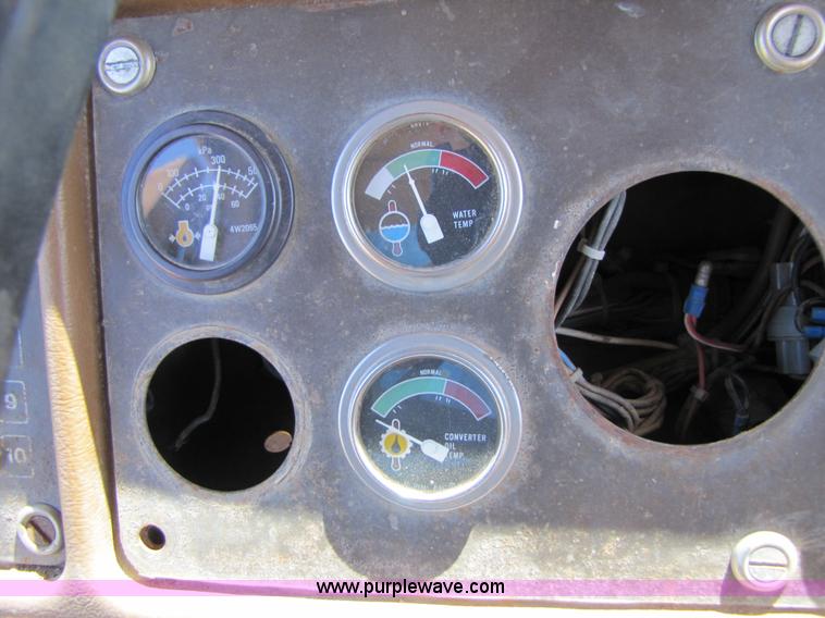 image for item 3055 1988 Caterpillar D400 6x6 dump truck