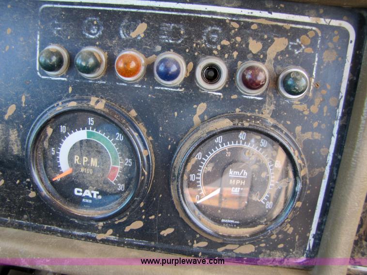 image for item 3056 1991 Caterpillar D400D 6x6 dump truck