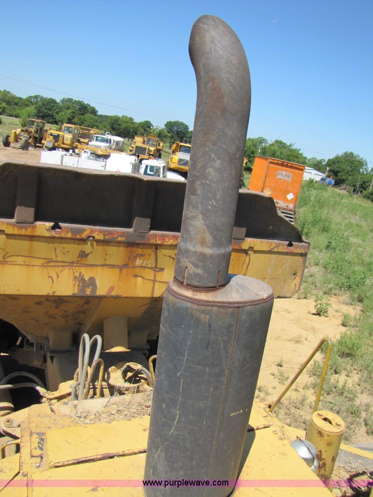 image for item 3056 1991 Caterpillar D400D 6x6 dump truck