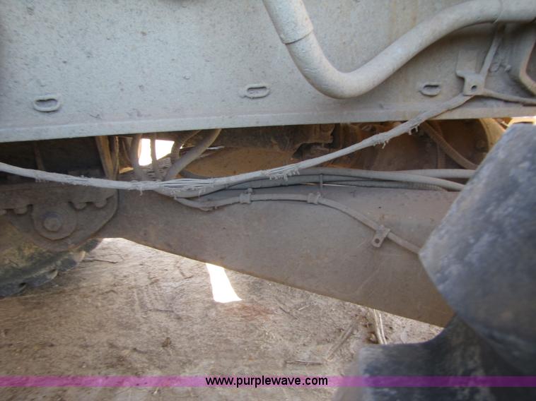 image for item 3056 1991 Caterpillar D400D 6x6 dump truck