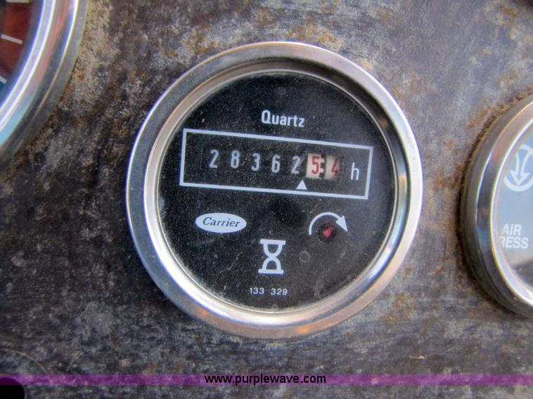 image for item 3057 1991 Caterpillar D400 6x6 dump truck