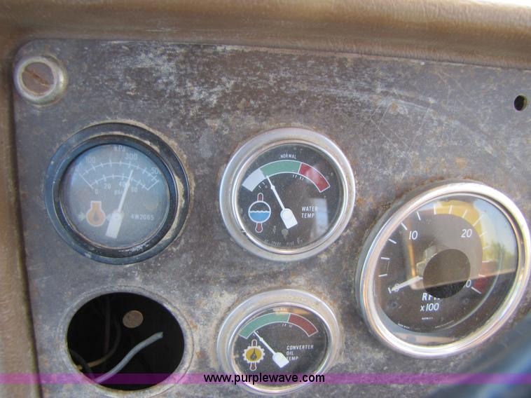 image for item 3057 1991 Caterpillar D400 6x6 dump truck