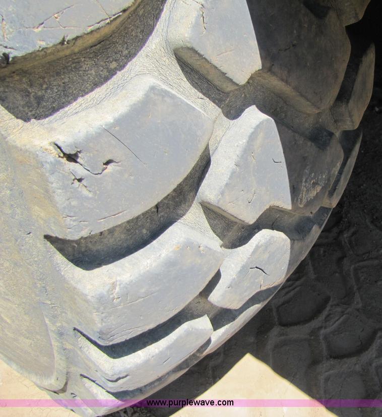 image for item 3057 1991 Caterpillar D400 6x6 dump truck