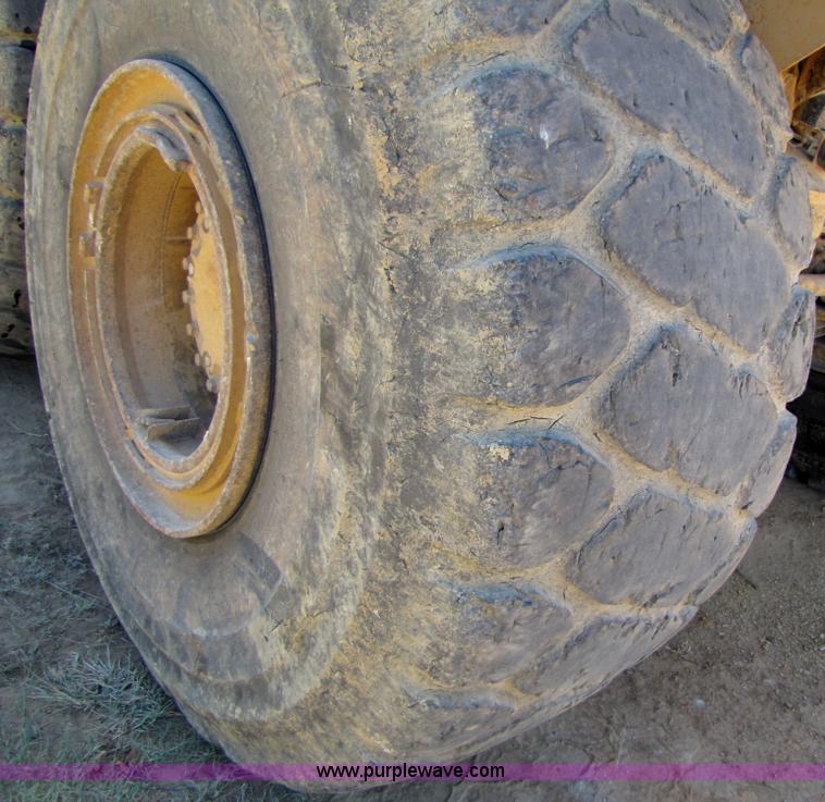 image for item 3057 1991 Caterpillar D400 6x6 dump truck