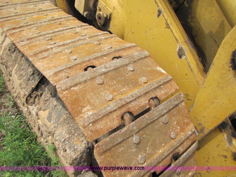 image for item 3060 1972 Caterpillar 955L track loader