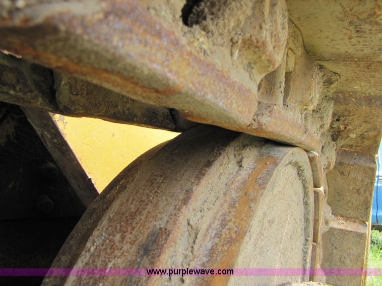 image for item 3060 1972 Caterpillar 955L track loader