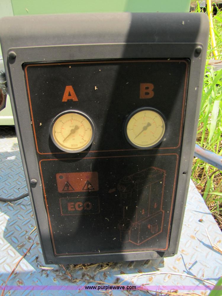 image for item 3061 2003 Sullair EX-6 skid mounted air compressor