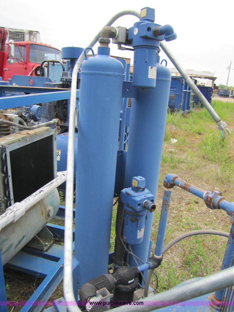 image for item 3062 Industrial air compressor on skid