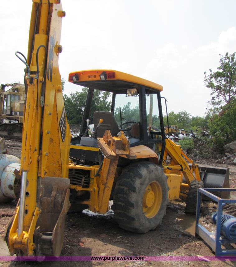 image for item 3064 JCB 214E backhoe