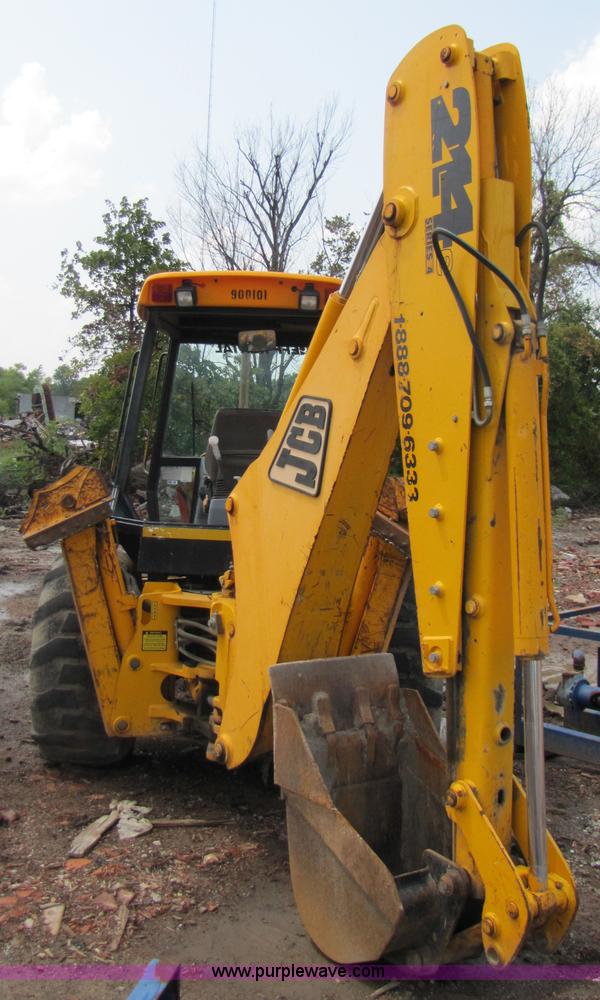 image for item 3064 JCB 214E backhoe