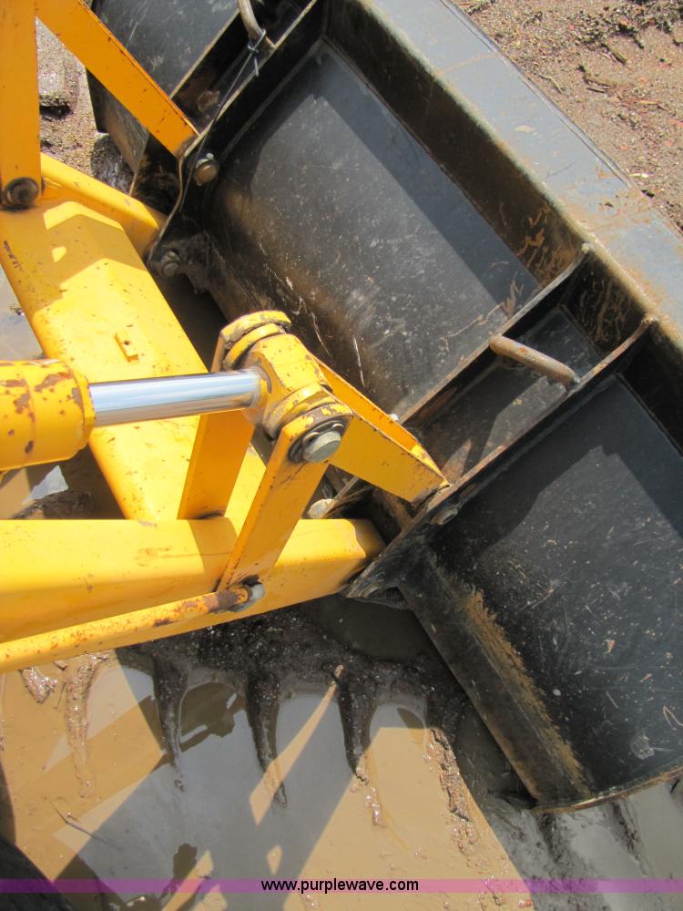 image for item 3064 JCB 214E backhoe