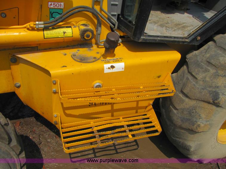 image for item 3064 JCB 214E backhoe