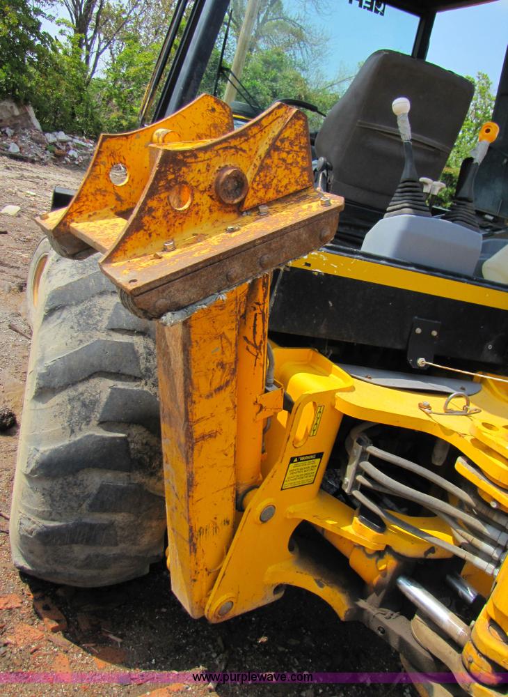 image for item 3064 JCB 214E backhoe