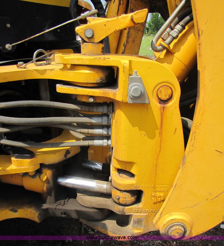 image for item 3064 JCB 214E backhoe