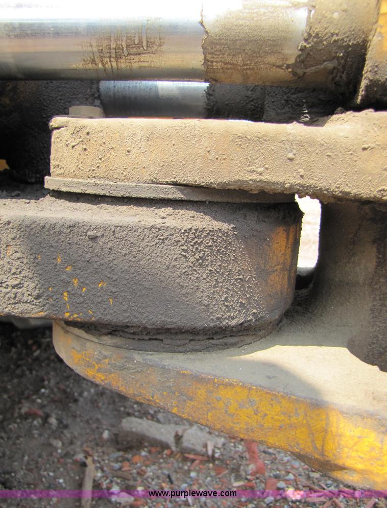 image for item 3064 JCB 214E backhoe