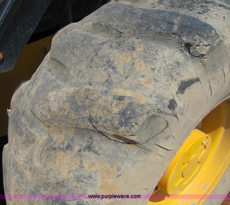 image for item 3064 JCB 214E backhoe