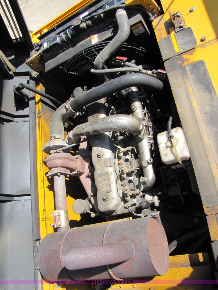 image for item 3574 1999 JCB JS200L excavator