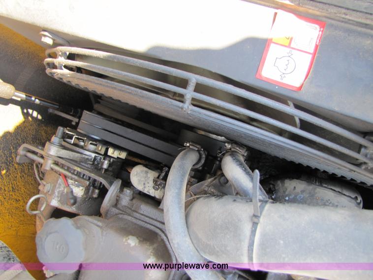 image for item 3574 1999 JCB JS200L excavator