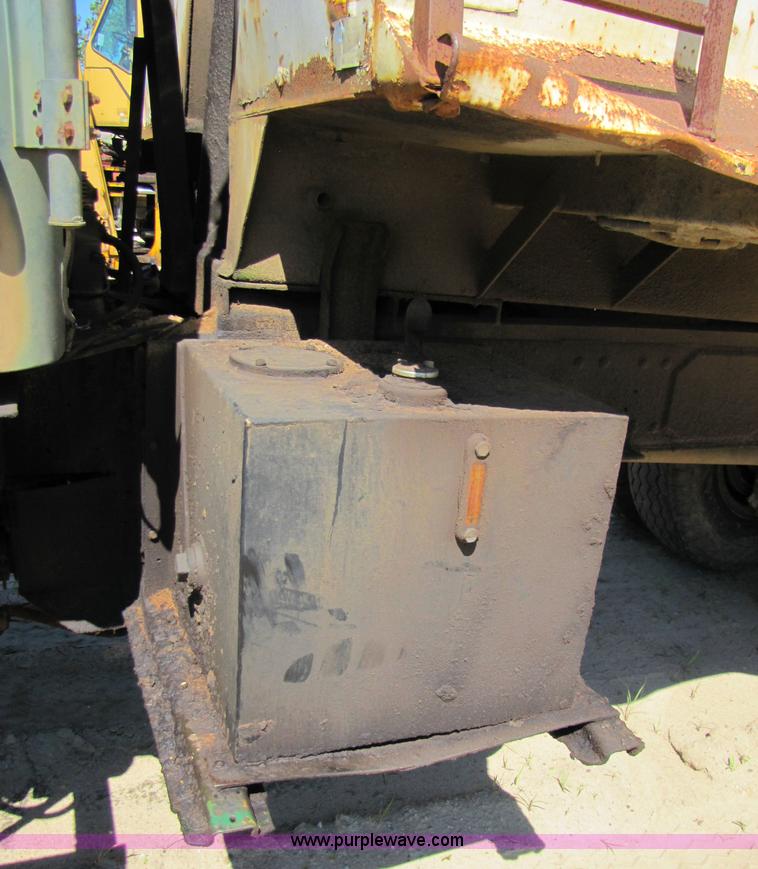 image for item 3577 1969 10-ton Army Truck 6x6 dump truck