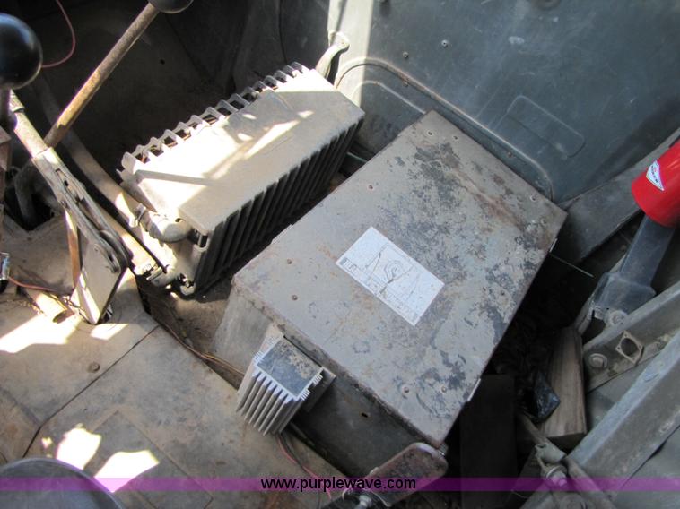 image for item 3577 1969 10-ton Army Truck 6x6 dump truck