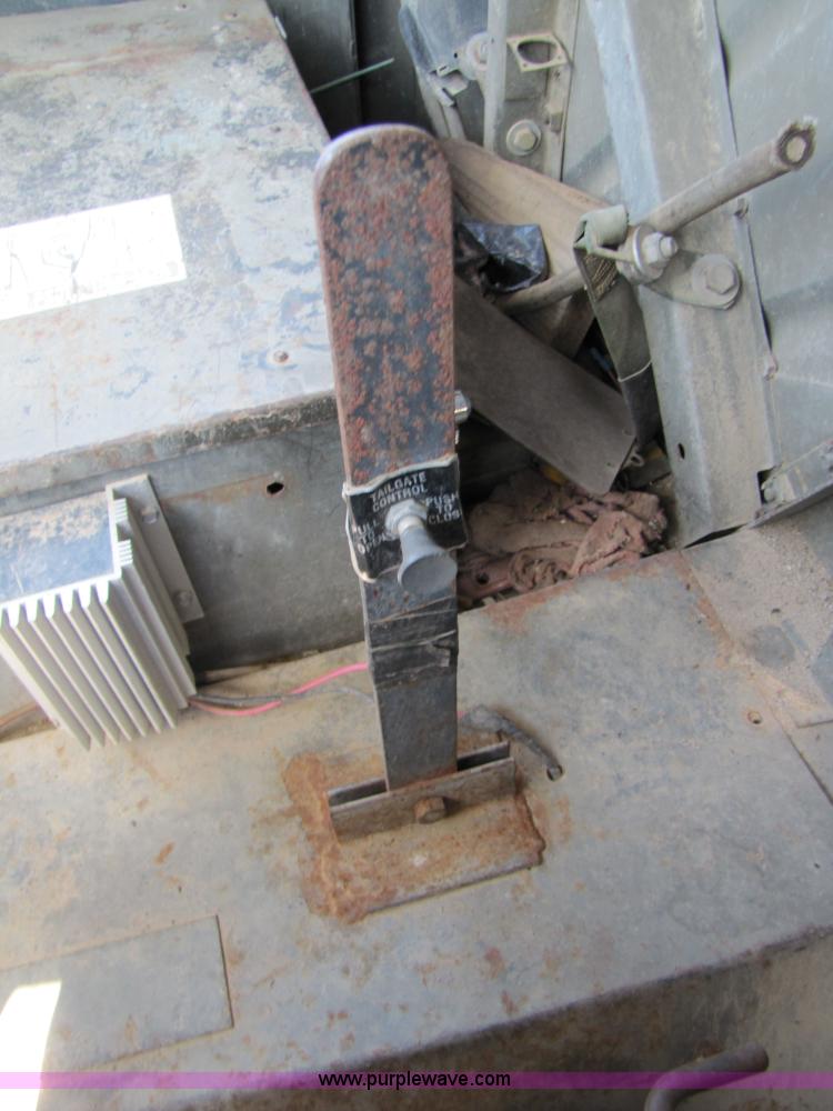 image for item 3577 1969 10-ton Army Truck 6x6 dump truck