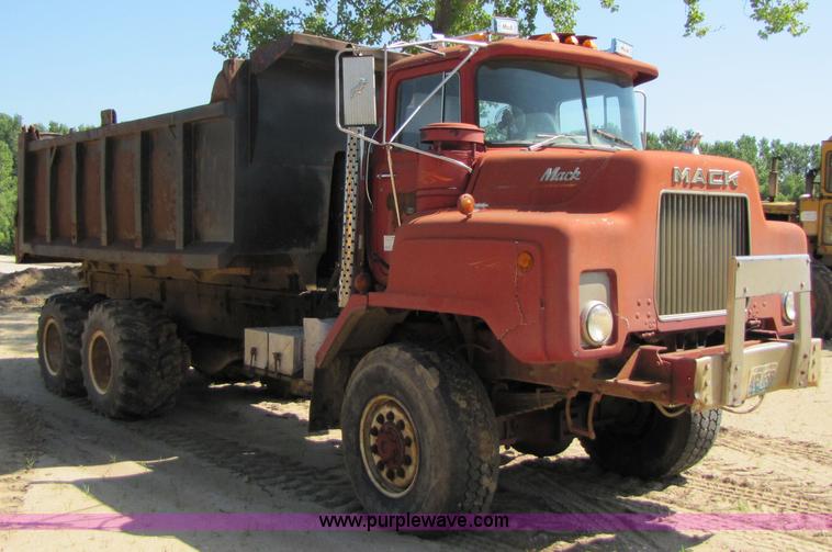 image for item 3578 1973 Mack 6x6 dump truck