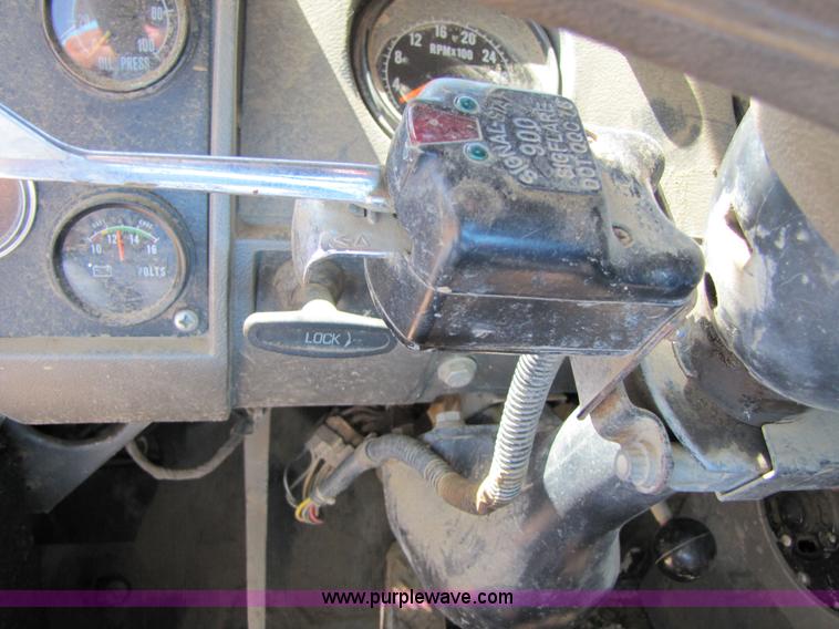 image for item 3578 1973 Mack 6x6 dump truck