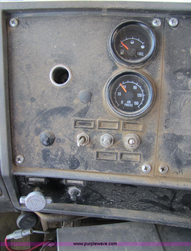 image for item 3578 1973 Mack 6x6 dump truck