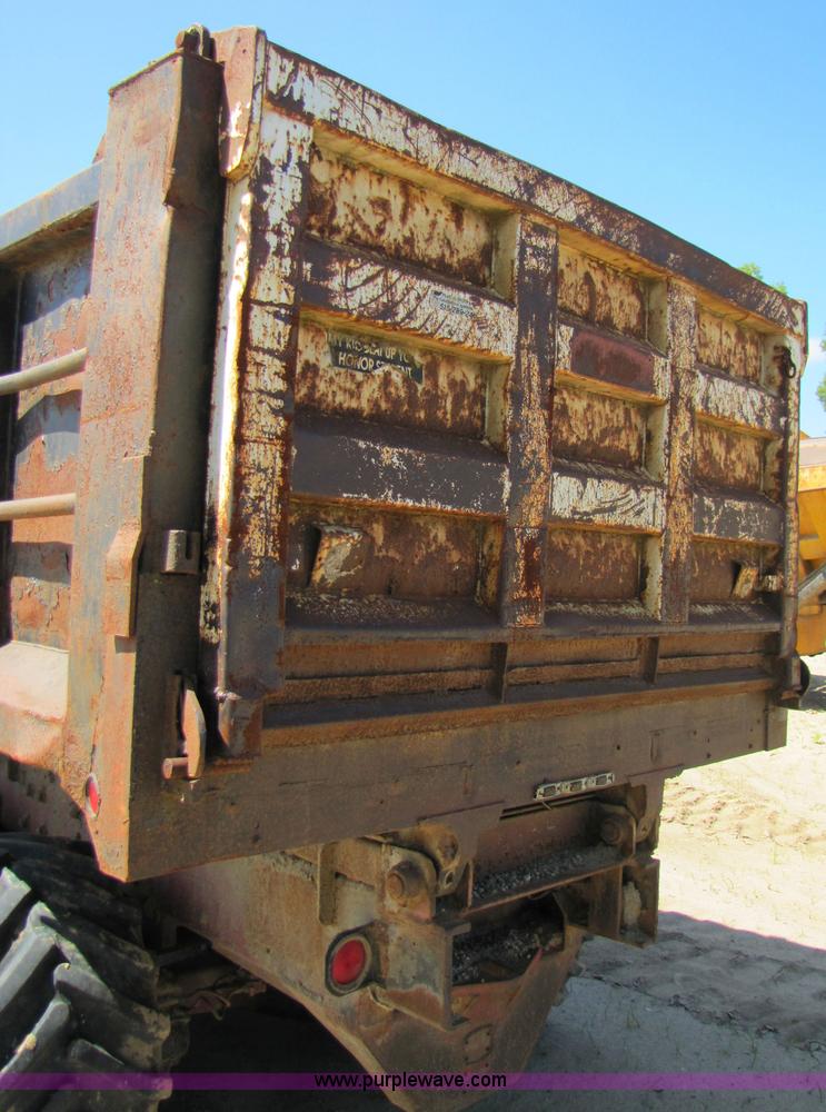 image for item 3578 1973 Mack 6x6 dump truck